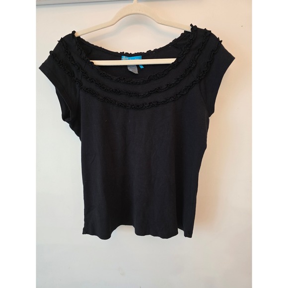 Fresh Produce Black Ruffle Neck Short Sleeve Tee T Shirt Top Casual - Picture 1 of 5